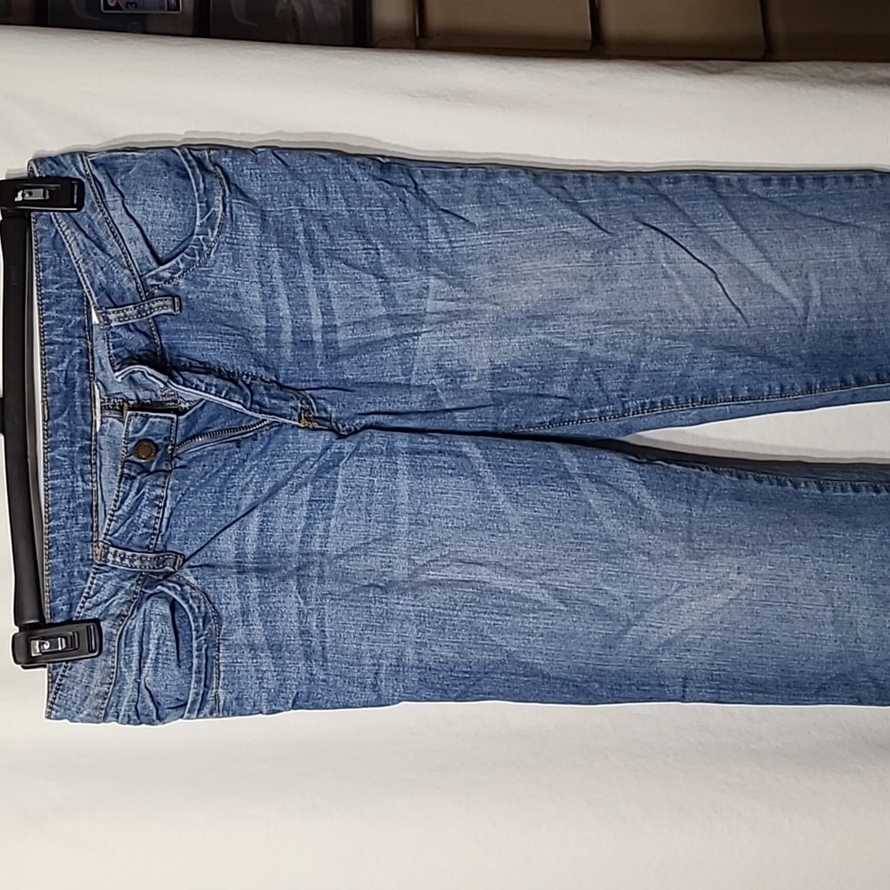 Capris